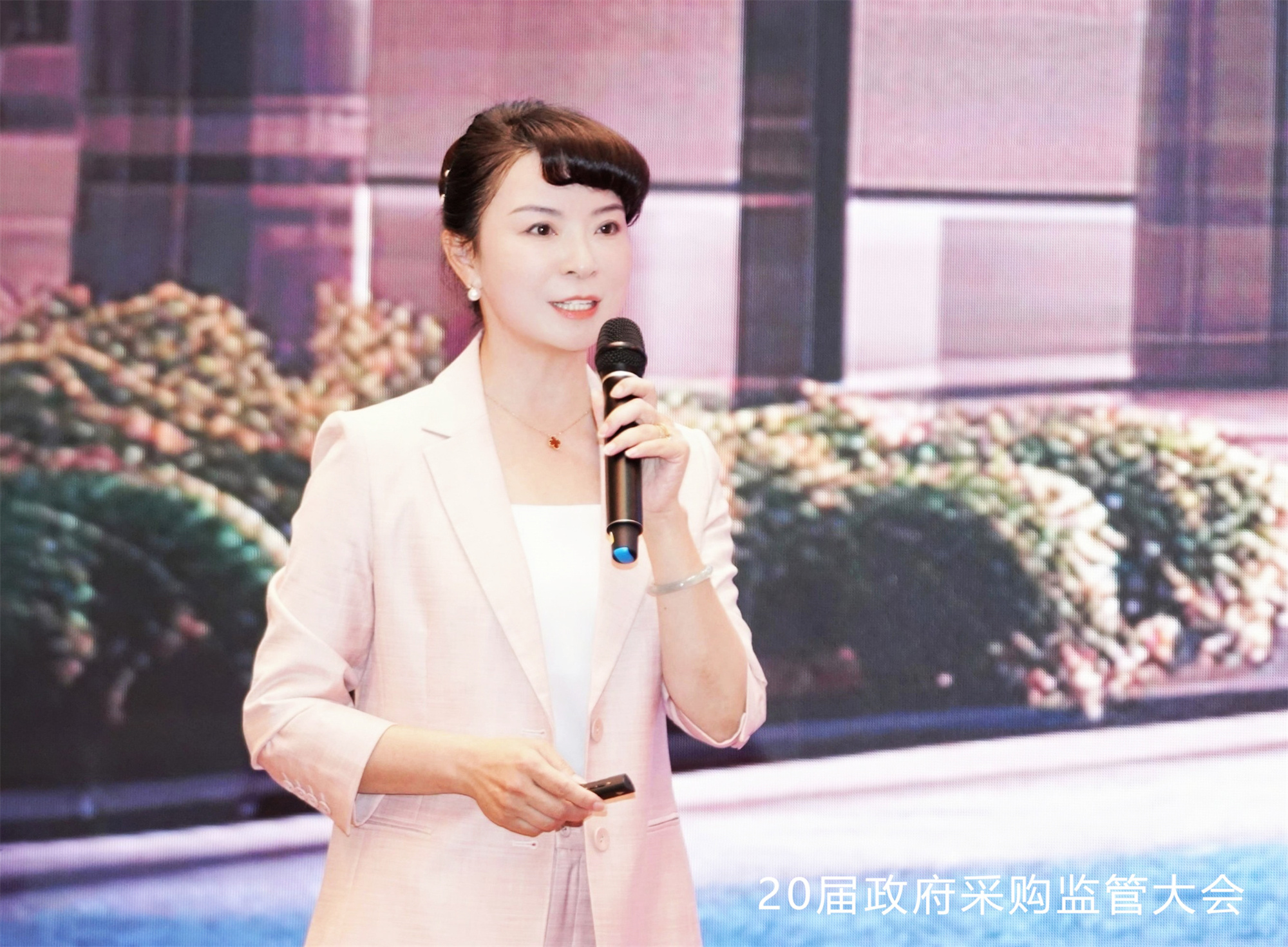 长安汽车大客户业务部副总经理杨军华.png
